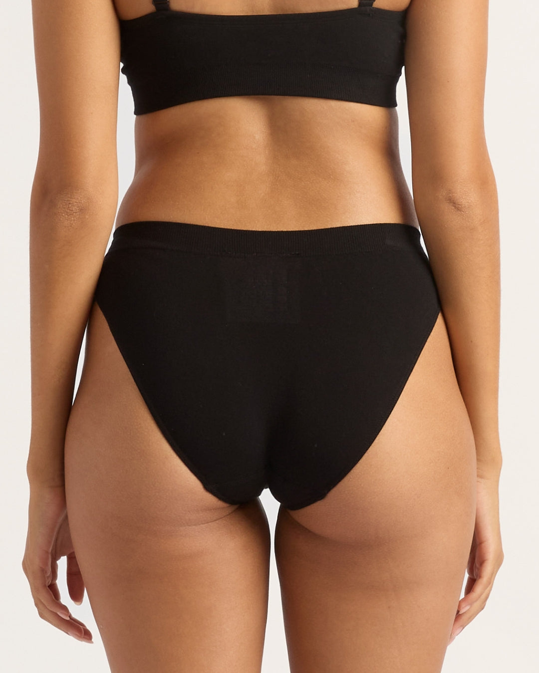 Classic Comfort Pack - Black