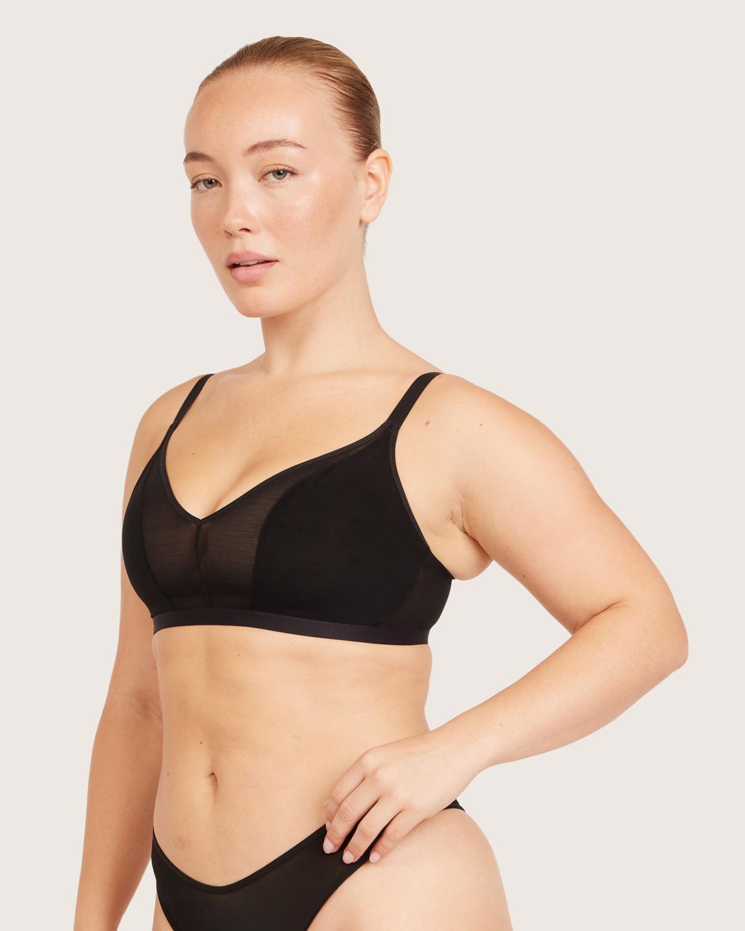 FreeMesh Crop Bralette - Black