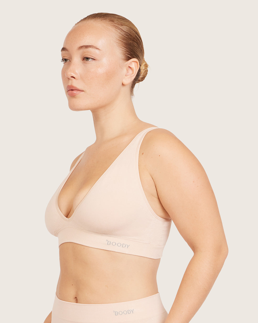 Wireless Plunge Bralette - Shell
