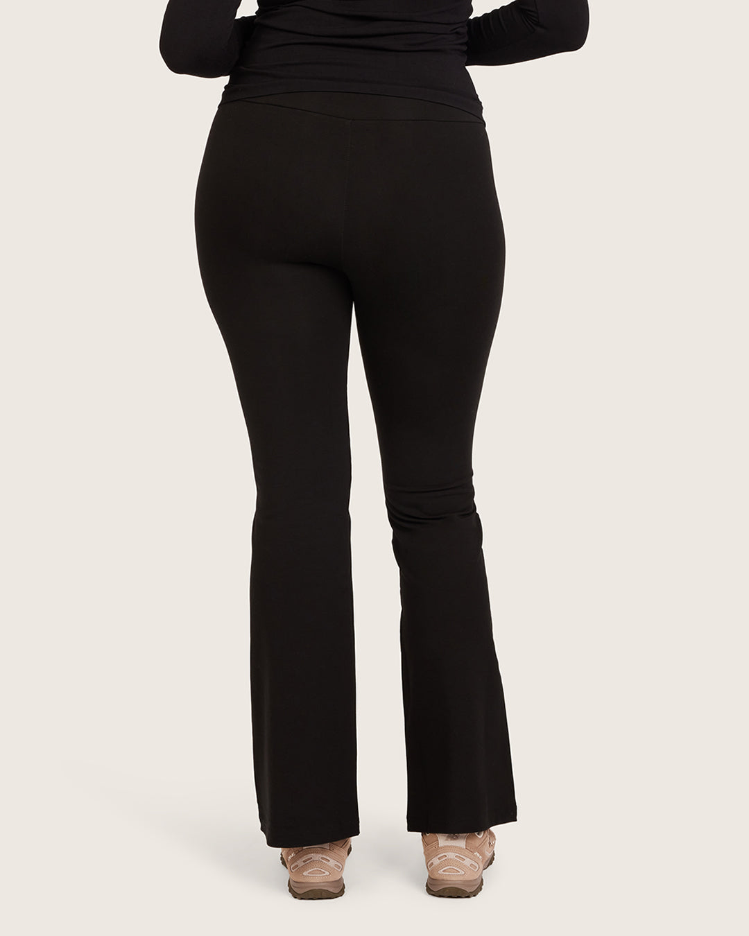 High Waist Flare Pants - Regular  - Black