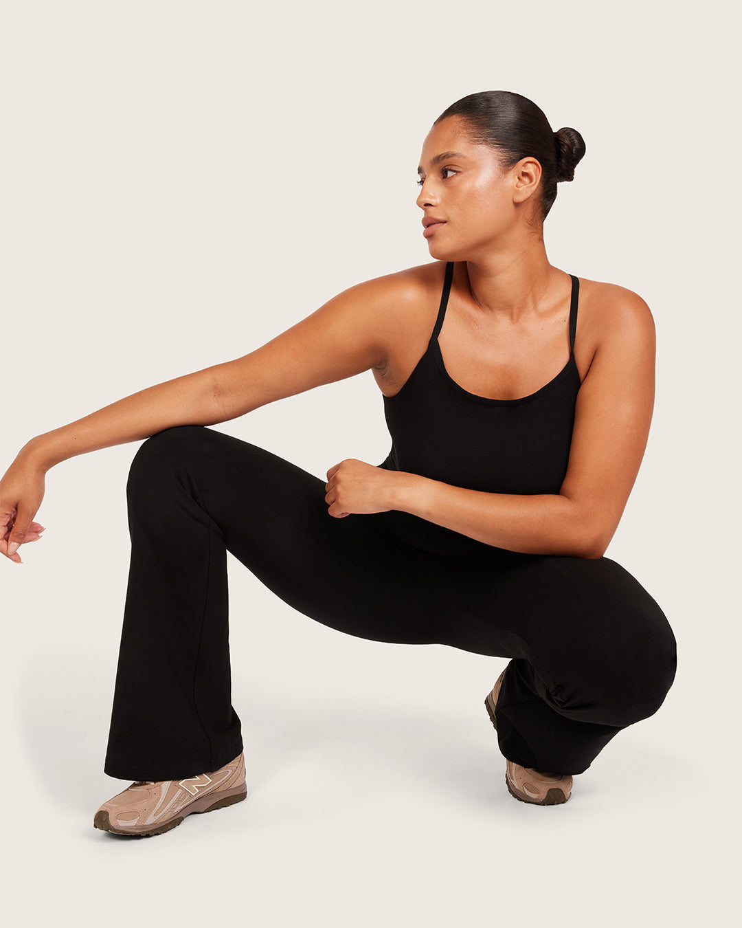 High Waist Flare Pants - Regular  - Black