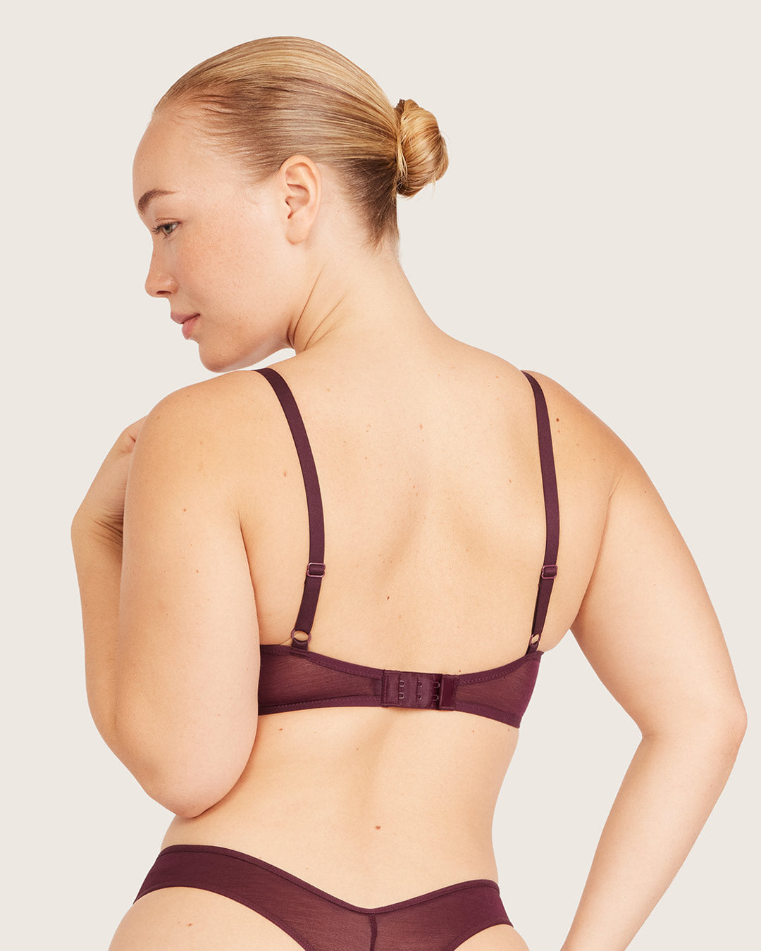 FreeMesh Plunge Bralette - Fig