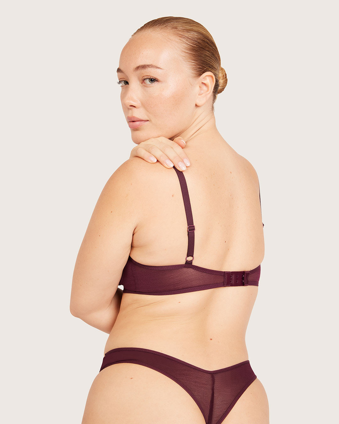 FreeMesh Plunge Bralette - Fig