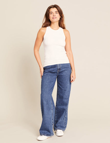 Model's Photo - 