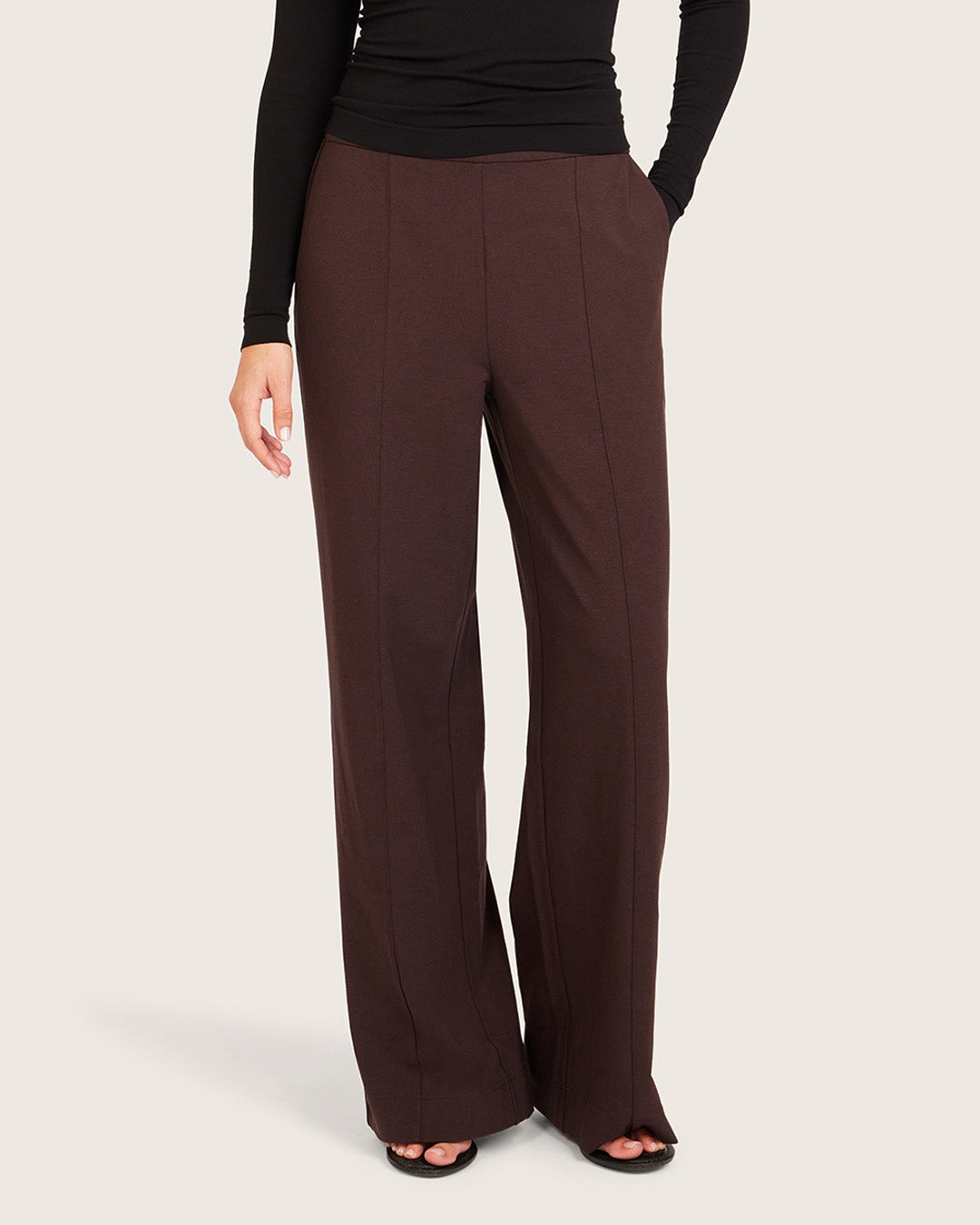 Relaxed Leg Pants - Regular - Carob