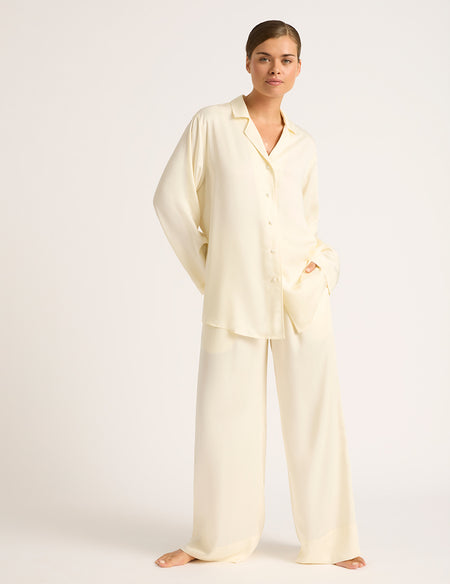 Model's Photo - 