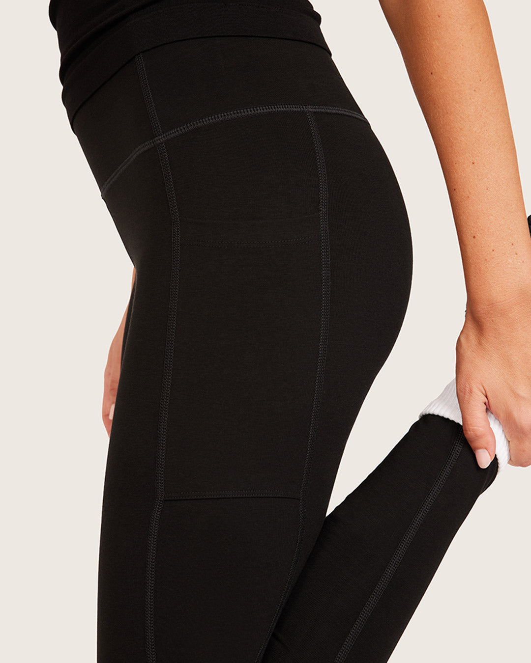 High Waist Leggings with Pocket - Black