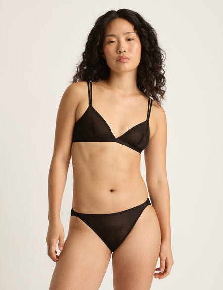 Model's Photo - Yvonne Missing